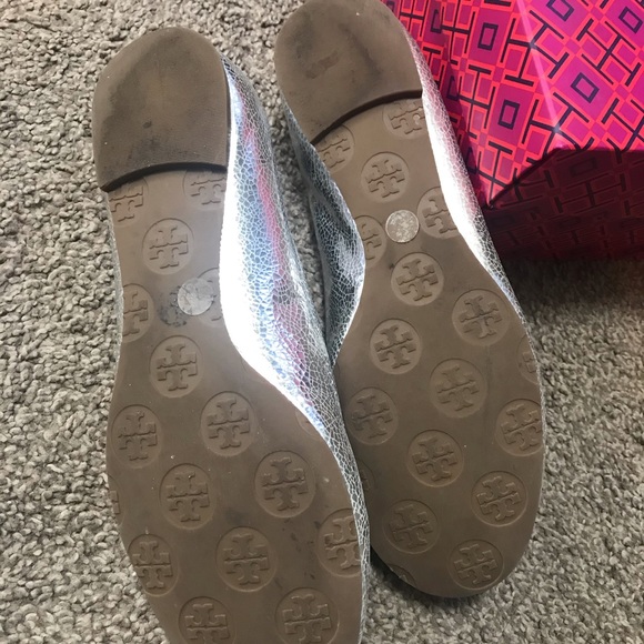 Tory Burch Reva Flats - Picture 3 of 4